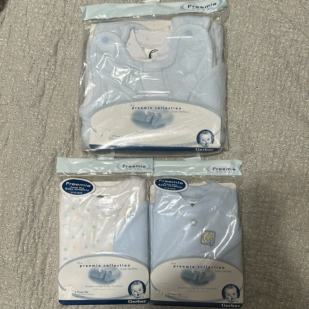 Gerber preemie baby boy lot 3-5 lbs